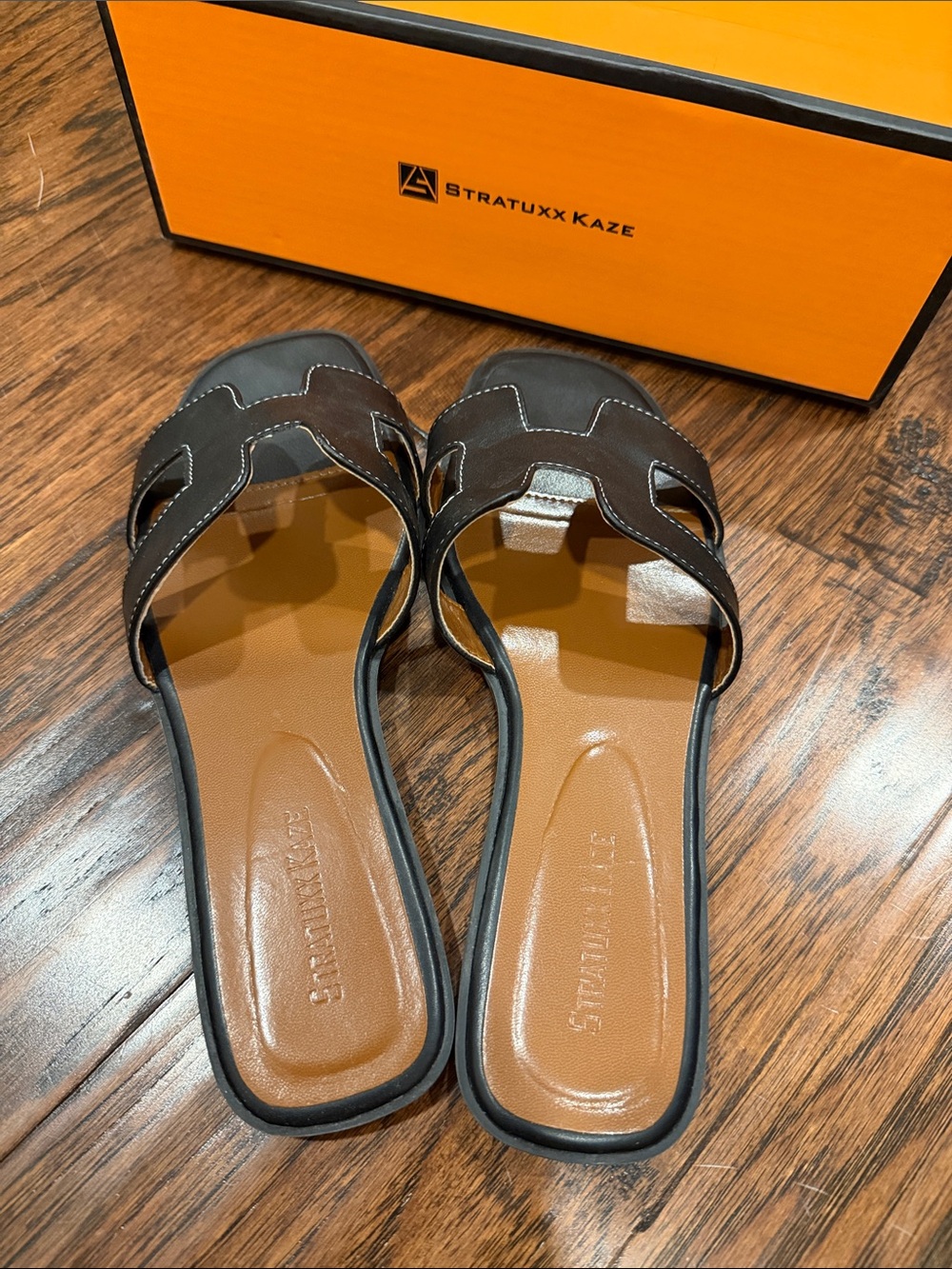 Black Slide Sandals look like name brand slides